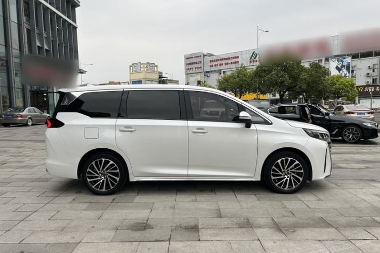 Used GAC Trumpchi M6 2024 MAX 270T WDCT Luxury Edition Exterior 3