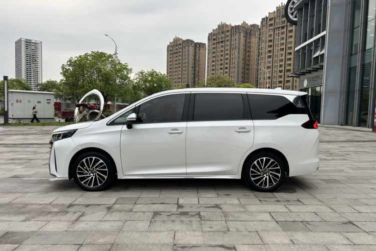 Used GAC Trumpchi M6 2024 MAX 270T WDCT Luxury Edition Exterior 5