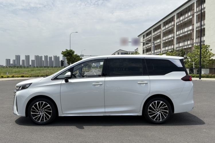 Used GAC Trumpchi M6 2024 MAX 270T WDCT Luxury Edition Exterior 6