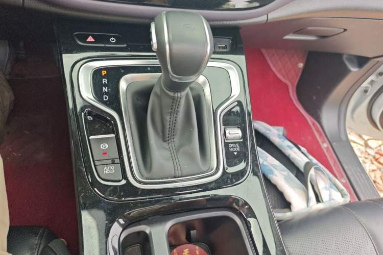 Used GAC Trumpchi M6 2024 MAX 270T WDCT Luxury Edition Gear Lever