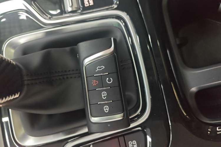 Used GAC Trumpchi M6 2024 MAX 270T WDCT Luxury Edition Interior 1