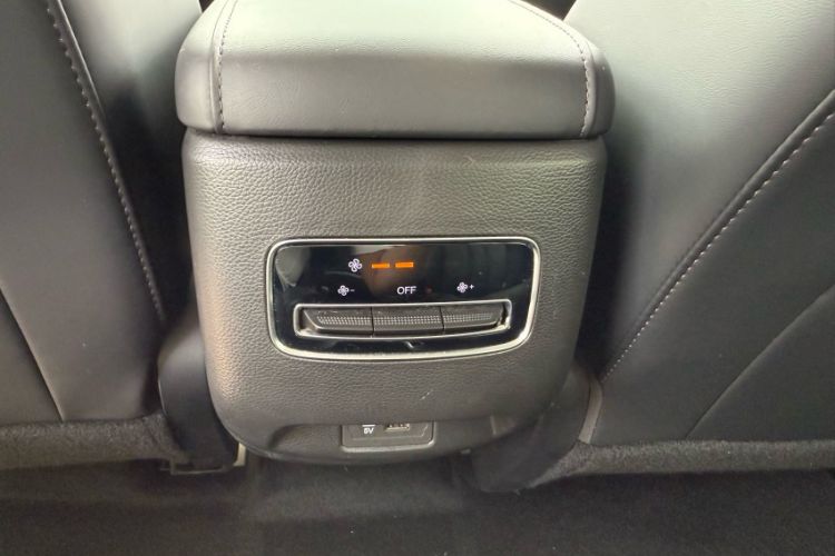 Used GAC Trumpchi M6 2024 MAX 270T WDCT Luxury Edition Interior 10