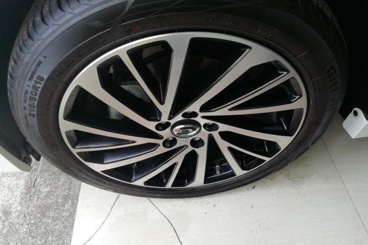 Used GAC Trumpchi M6 2024 MAX 270T WDCT Luxury Edition Left Front Wheel Hub
