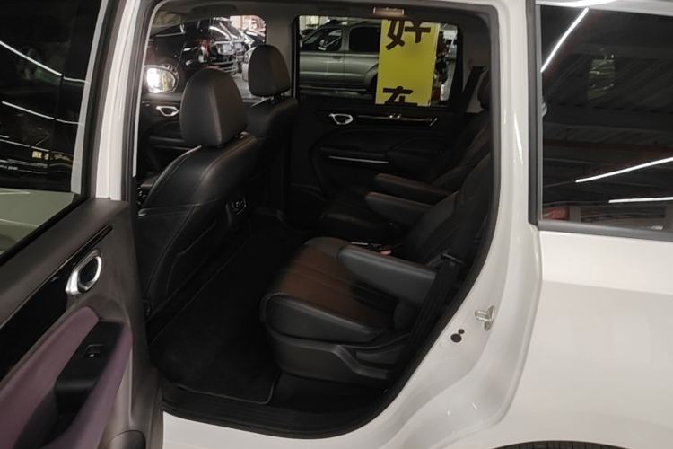 Used GAC Trumpchi M6 2024 MAX 270T WDCT Luxury Edition Left Rear Seat