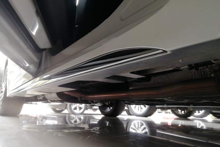 Used GAC Trumpchi M6 2024 MAX 270T WDCT Luxury Edition Left Side Sill