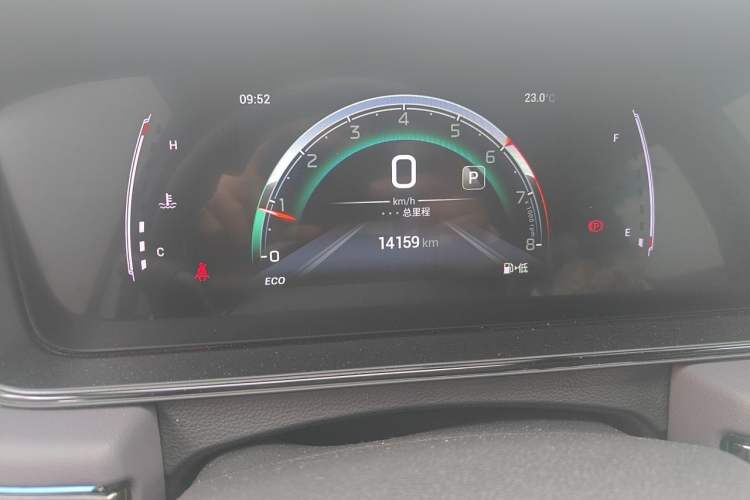 Used GAC Trumpchi M6 2024 MAX 270T WDCT Luxury Edition Odometer Close Up