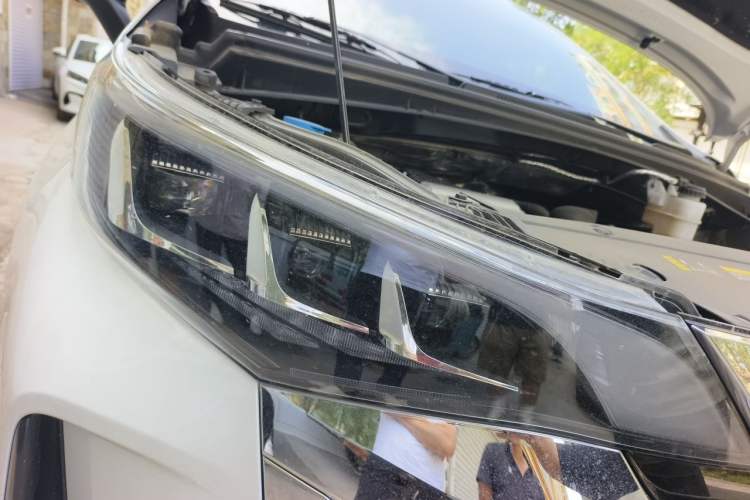 Used GAC Trumpchi M6 2024 MAX 270T WDCT Luxury Edition Right Front Headlight