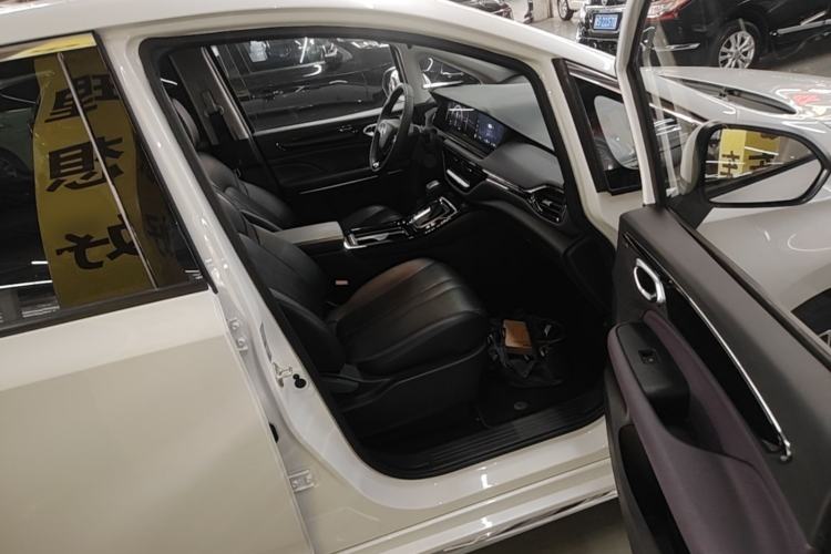 Used GAC Trumpchi M6 2024 MAX 270T WDCT Luxury Edition Right Front Seat