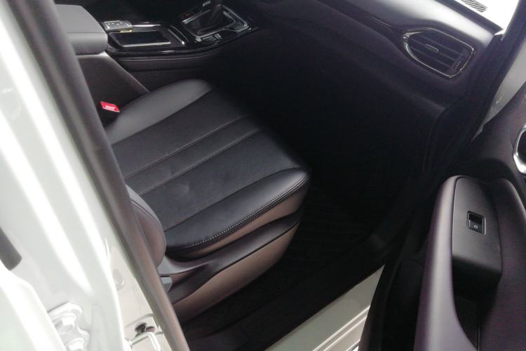 Used GAC Trumpchi M6 2024 MAX 270T WDCT Luxury Edition Right Front Seat