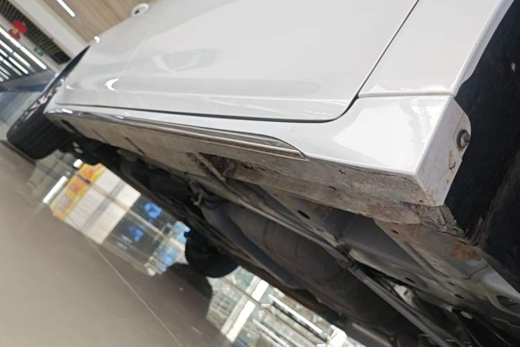 Used GAC Trumpchi M6 2024 MAX 270T WDCT Luxury Edition Right Side Sill