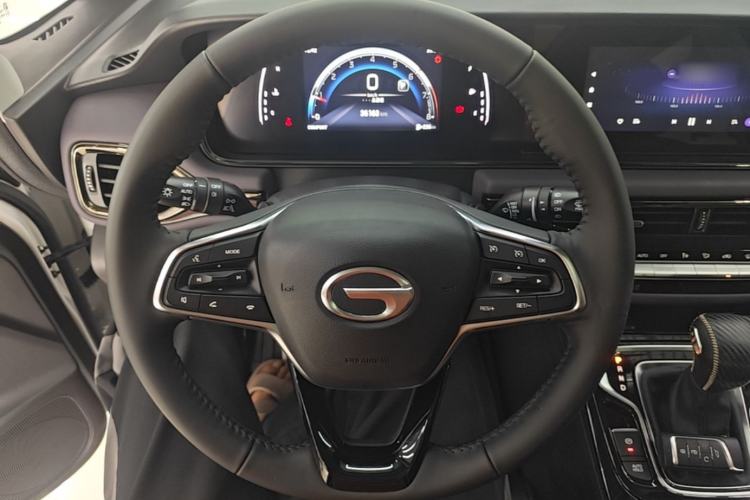 Used GAC Trumpchi M6 2024 MAX 270T WDCT Luxury Edition Steering Wheel