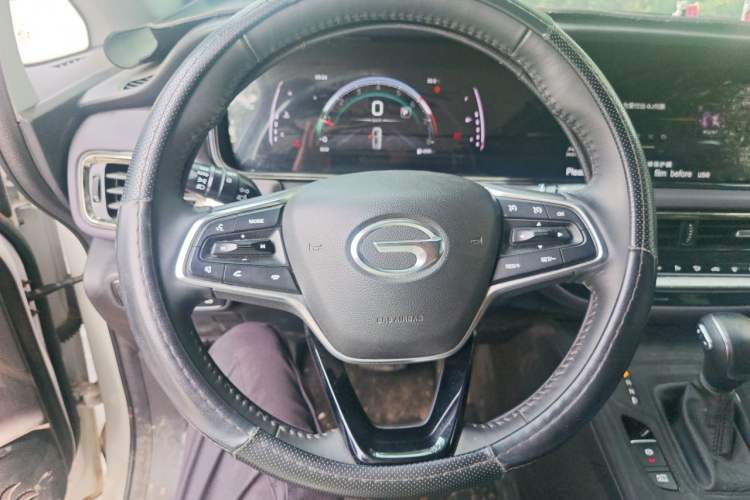Used GAC Trumpchi M6 2024 MAX 270T WDCT Luxury Edition Steering Wheel