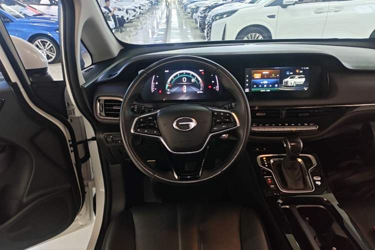 Used GAC Trumpchi M6 2024 MAX 270T WDCT Luxury Edition Steering Wheel