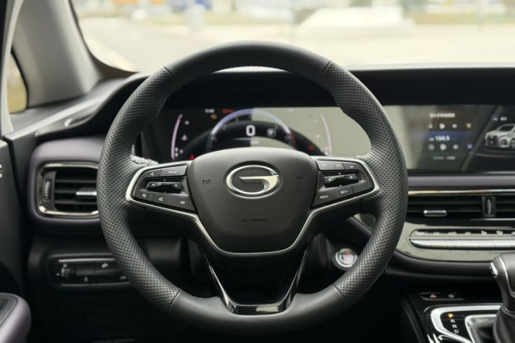 Used GAC Trumpchi M6 2024 MAX 270T WDCT Luxury Edition Steering Wheel