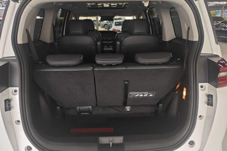 Used GAC Trumpchi M6 2024 MAX 270T WDCT Luxury Edition Trunk