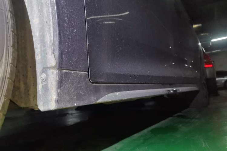 Used GAC Trumpchi M6 2025 Model MAX 270T WDCT Luxury Edition Chassis Front Left