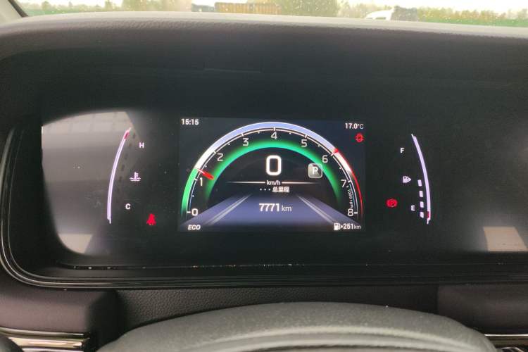 Used GAC Trumpchi M6 2025 Model MAX 270T WDCT Luxury Edition Instrument Cluster