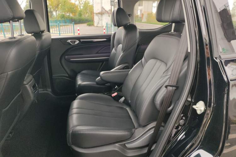 Used GAC Trumpchi M6 2025 Model MAX 270T WDCT Luxury Edition Left Rear Seat