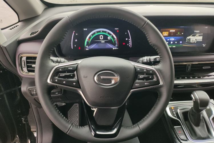 Used GAC Trumpchi M6 2025 Model MAX 270T WDCT Luxury Edition Steering Wheel