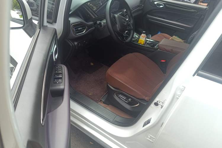 Used GAC Trumpchi M6 2025 Model MAX 270T WDCT Luxury Edition Driver Seat