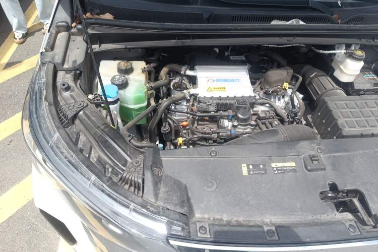 Used GAC Trumpchi M6 2025 Model MAX 270T WDCT Luxury Edition Engine Bay Right