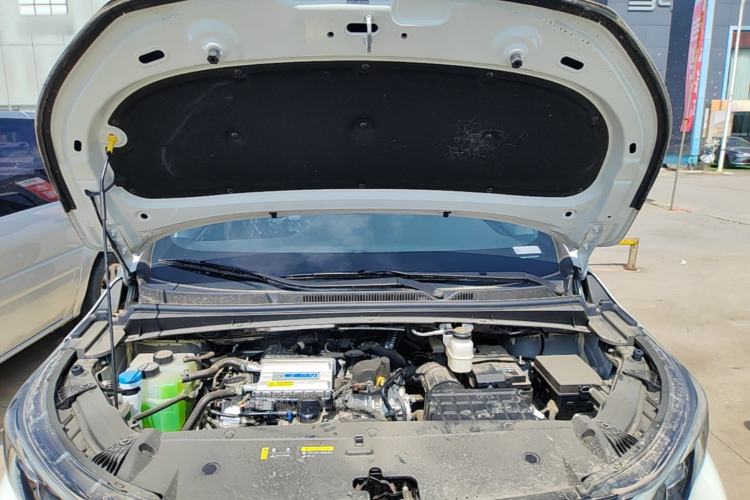 Used GAC Trumpchi M6 2025 Model MAX 270T WDCT Luxury Edition Engine Bay