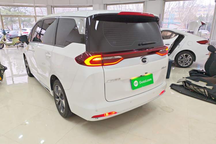 Used GAC Trumpchi M6 2025 Model MAX 270T WDCT Luxury Edition Exterior 2