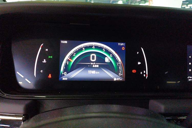 Used GAC Trumpchi M6 2025 Model MAX 270T WDCT Luxury Edition Instrument Cluster