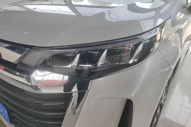 Used GAC Trumpchi M6 2025 Model MAX 270T WDCT Luxury Edition Left Front Headlight