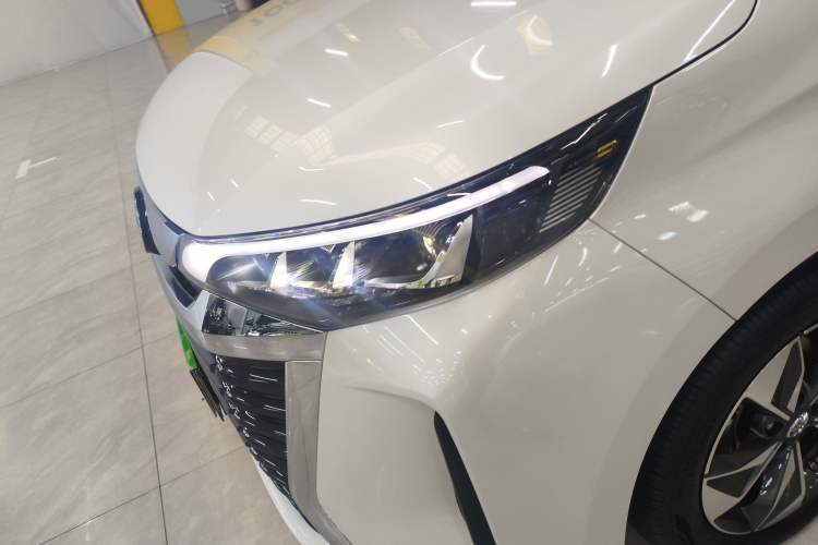 Used GAC Trumpchi M6 2025 Model MAX 270T WDCT Luxury Edition Left Front Headlight
