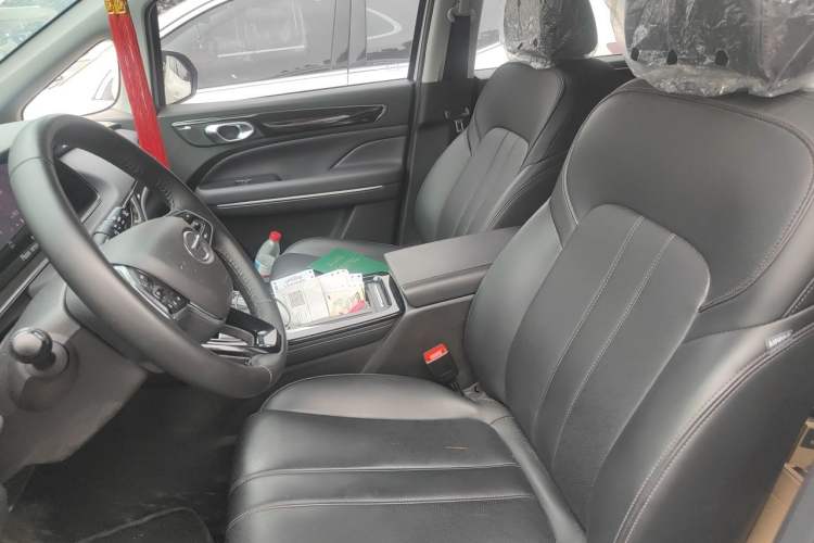 Used GAC Trumpchi M6 2025 Model MAX 270T WDCT Luxury Edition Left Front Seat