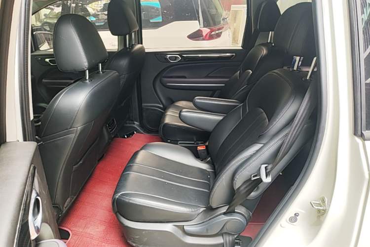 Used GAC Trumpchi M6 2025 Model MAX 270T WDCT Luxury Edition Left Rear Seat