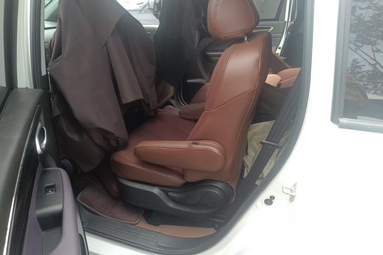 Used GAC Trumpchi M6 2025 Model MAX 270T WDCT Luxury Edition Left Rear Seat