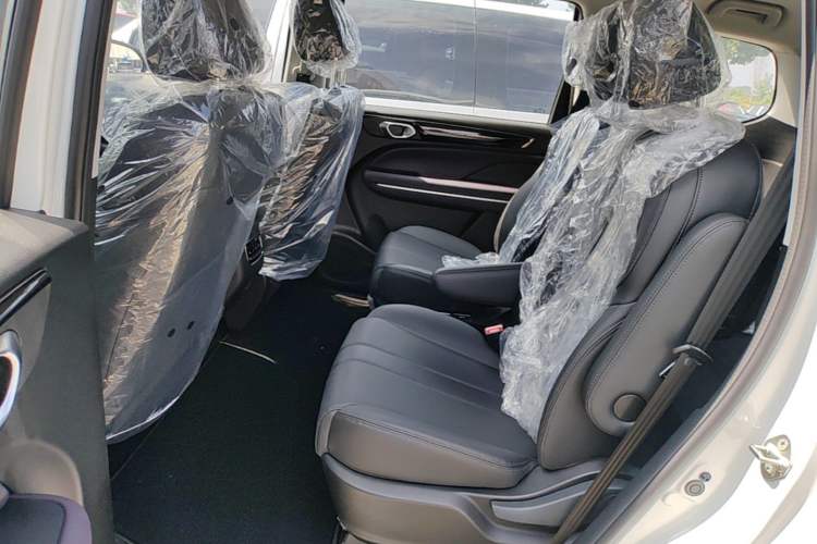 Used GAC Trumpchi M6 2025 Model MAX 270T WDCT Luxury Edition Left Rear Seat