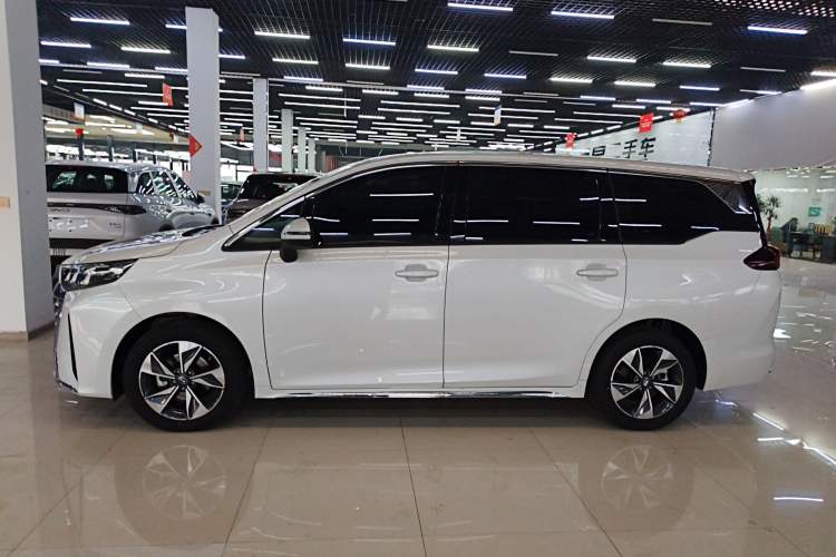 Used GAC Trumpchi M6 2025 Model MAX 270T WDCT Luxury Edition Left Side