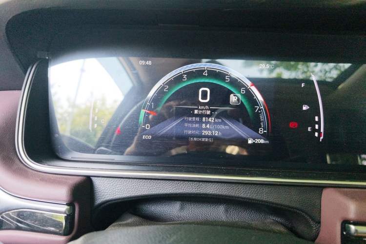 Used GAC Trumpchi M6 2025 Model MAX 270T WDCT Luxury Edition Odometer Close Up