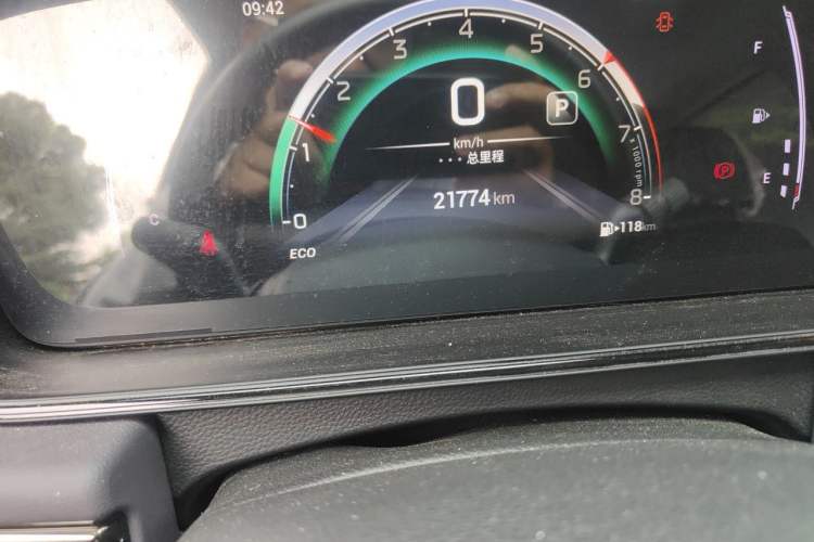Used GAC Trumpchi M6 2025 Model MAX 270T WDCT Luxury Edition Odometer Close Up