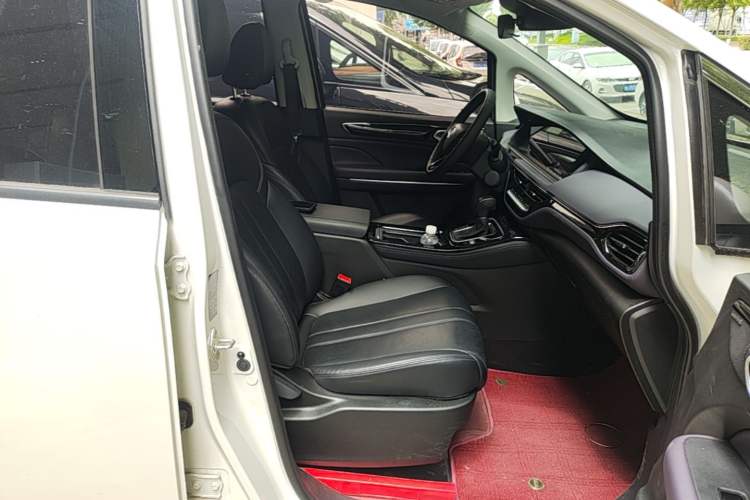 Used GAC Trumpchi M6 2025 Model MAX 270T WDCT Luxury Edition Right Front Seat