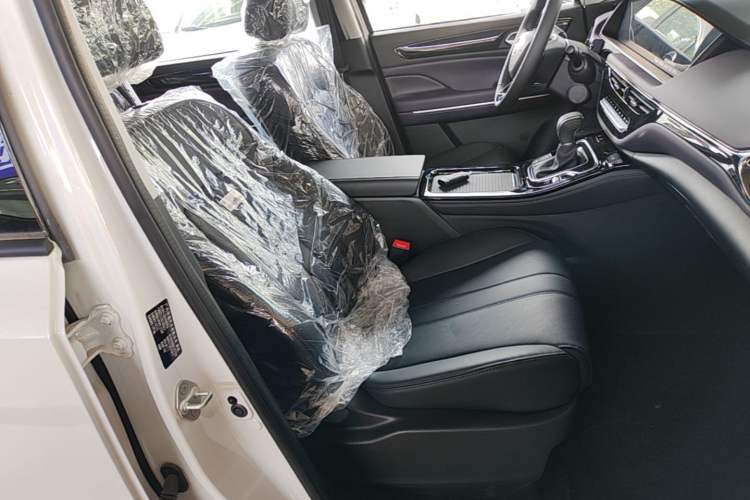 Used GAC Trumpchi M6 2025 Model MAX 270T WDCT Luxury Edition Right Front Seat