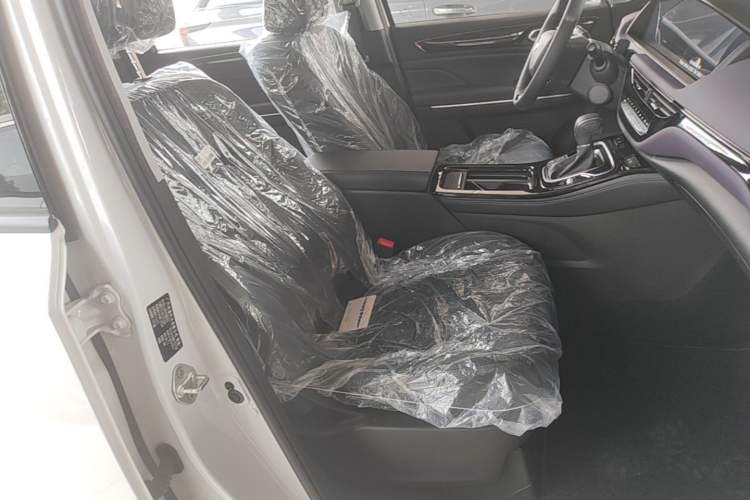 Used GAC Trumpchi M6 2025 Model MAX 270T WDCT Luxury Edition Right Front Seat