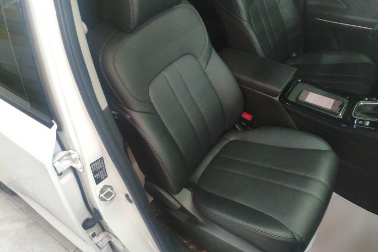 Used GAC Trumpchi M6 2025 Model MAX 270T WDCT Luxury Edition Right Front Seat