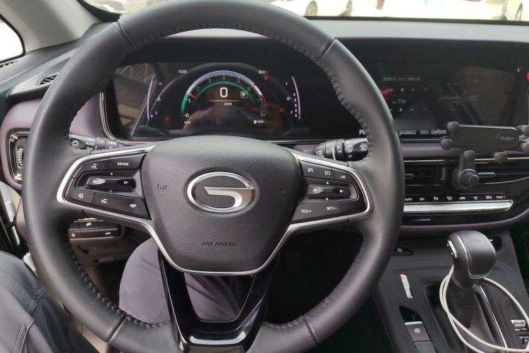 Used GAC Trumpchi M6 2025 Model MAX 270T WDCT Luxury Edition Steering Wheel