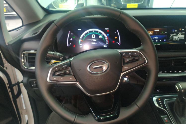 Used GAC Trumpchi M6 2025 Model MAX 270T WDCT Luxury Edition Steering Wheel