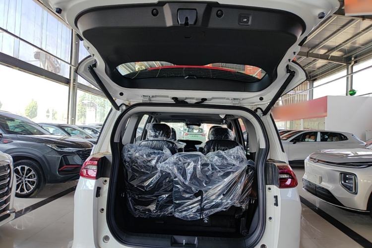 Used GAC Trumpchi M6 2025 Model MAX 270T WDCT Luxury Edition Trunk