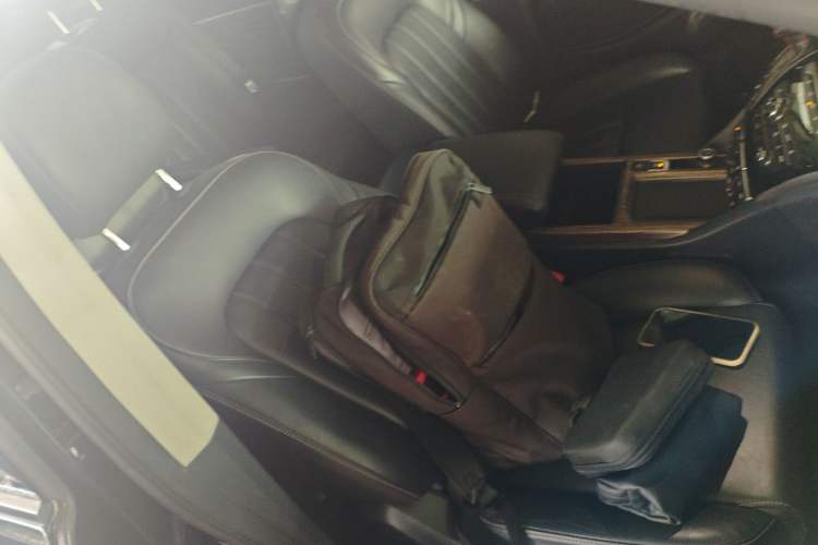 Used GAC Trumpchi M8 2020 Flagship 390T Navigation Model Right Front Seat