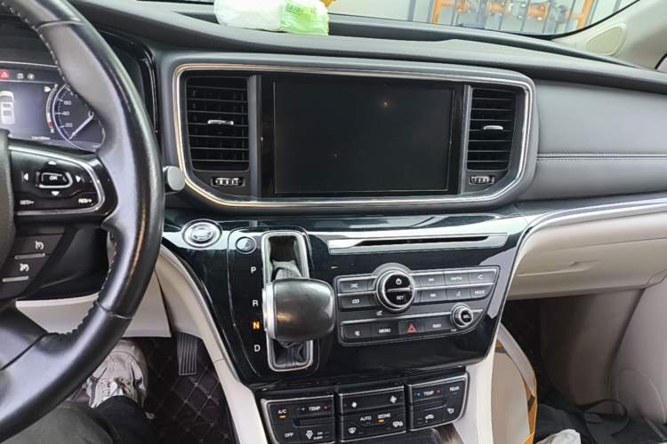 Used GAC Trumpchi M8 2018 320T Luxury Edition Audio And AC Panel