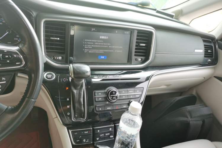 Used GAC Trumpchi M8 2018 320T Luxury Edition Audio And AC Panel