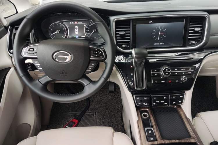Used GAC Trumpchi M8 2018 320T Luxury Edition Audio And AC Panel