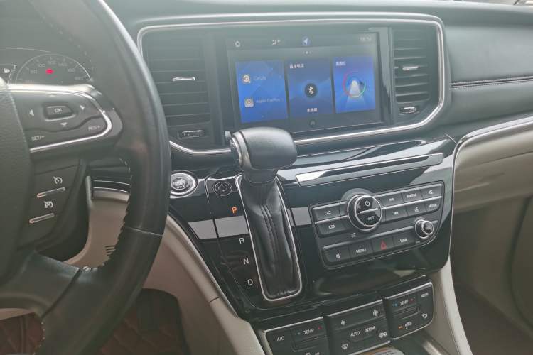 Used GAC Trumpchi M8 2018 320T Luxury Edition Audio And AC Panel
