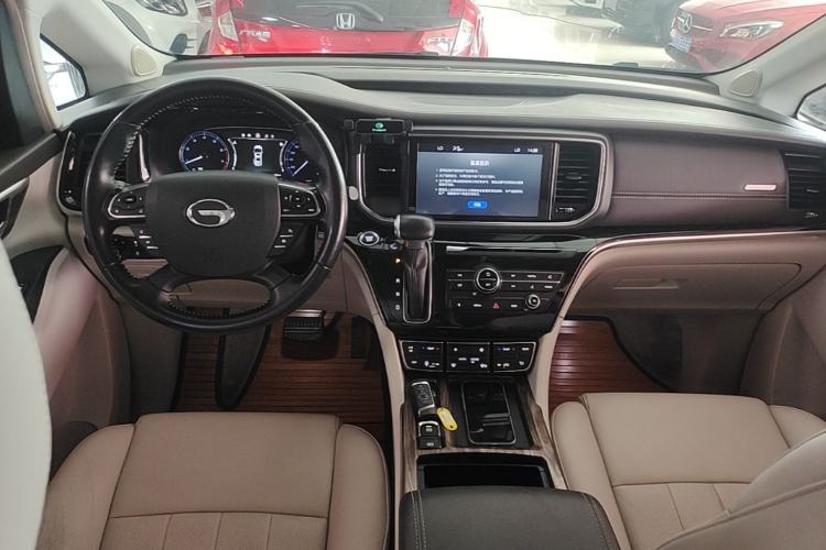 Used GAC Trumpchi M8 2018 320T Luxury Edition Center Console